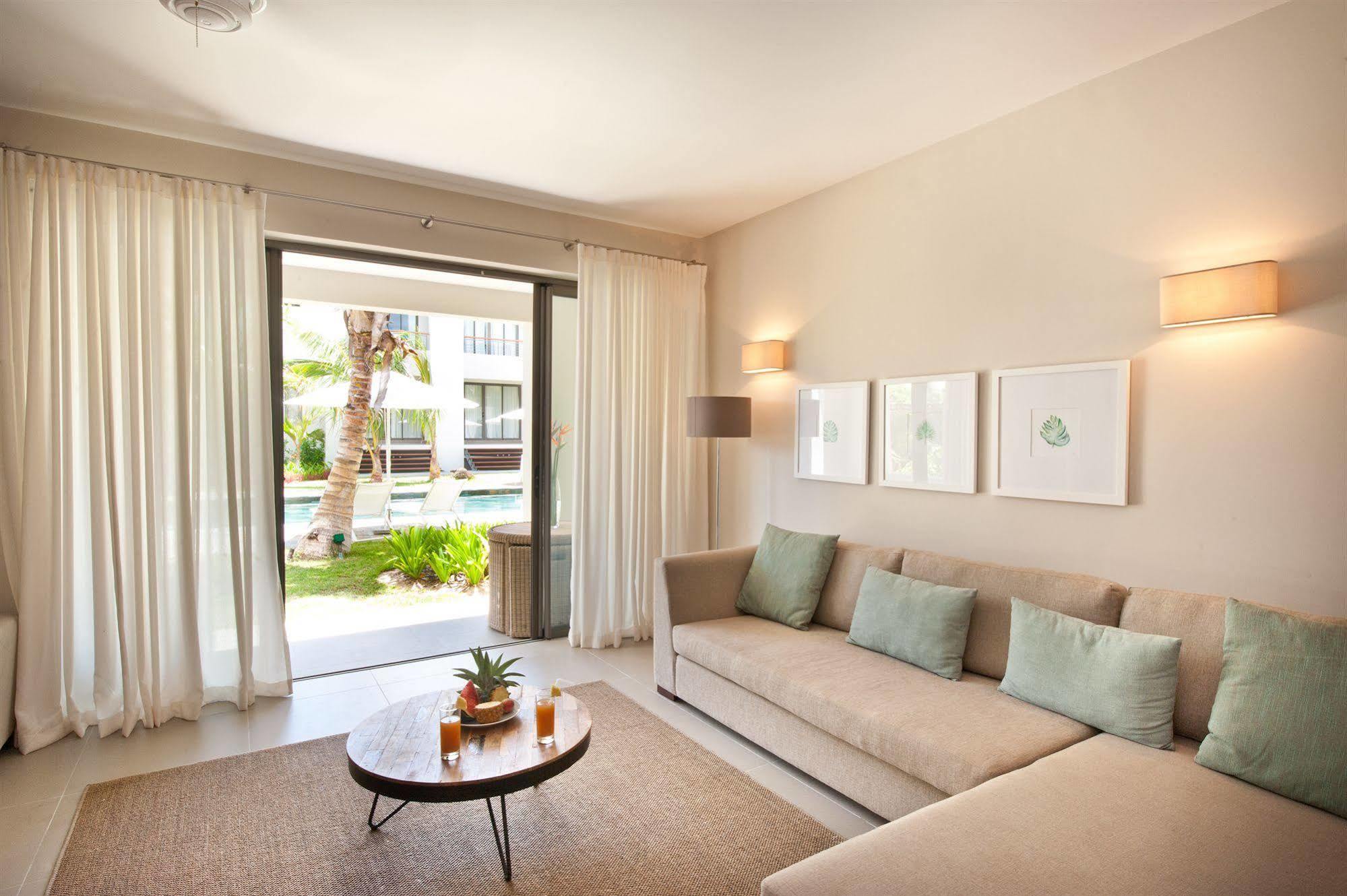 La Residence Beach By Horizon Holidays Bain Boeuf Exterior photo