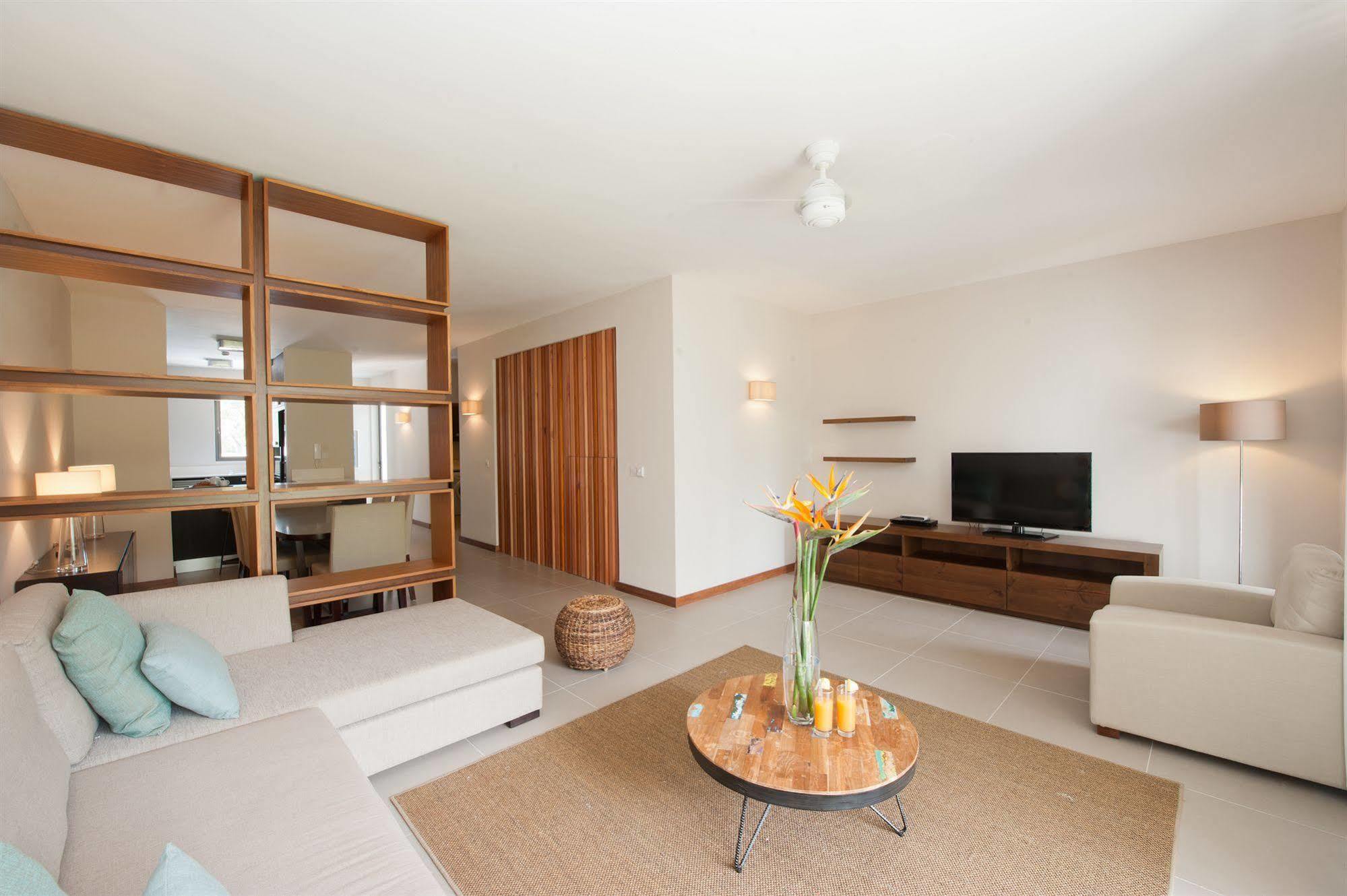 La Residence Beach By Horizon Holidays Bain Boeuf Exterior photo