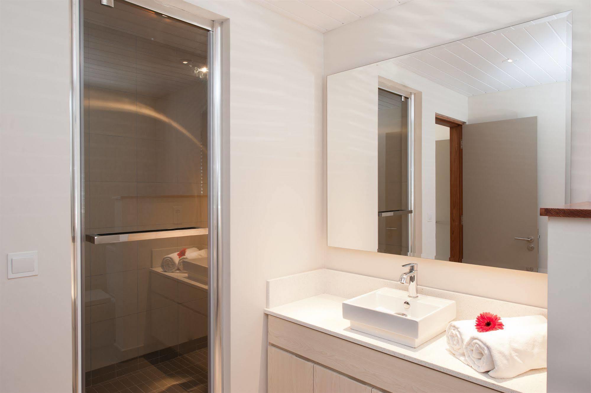 La Residence Beach By Horizon Holidays Bain Boeuf Exterior photo